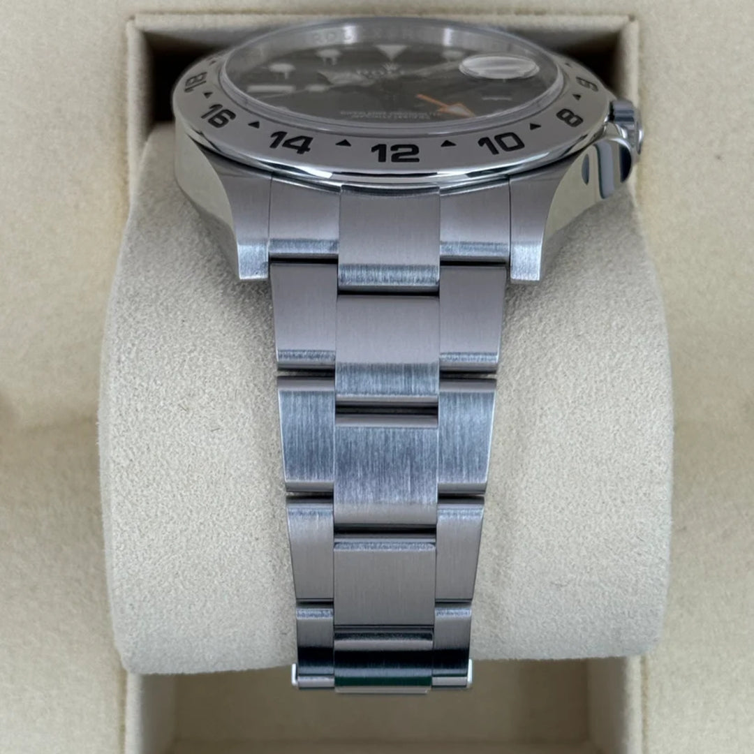 Explorer II 42 mm Nero