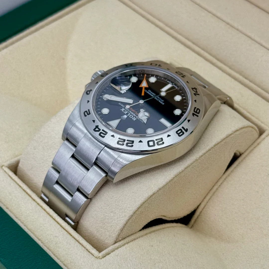 Explorer II 42 mm Nero