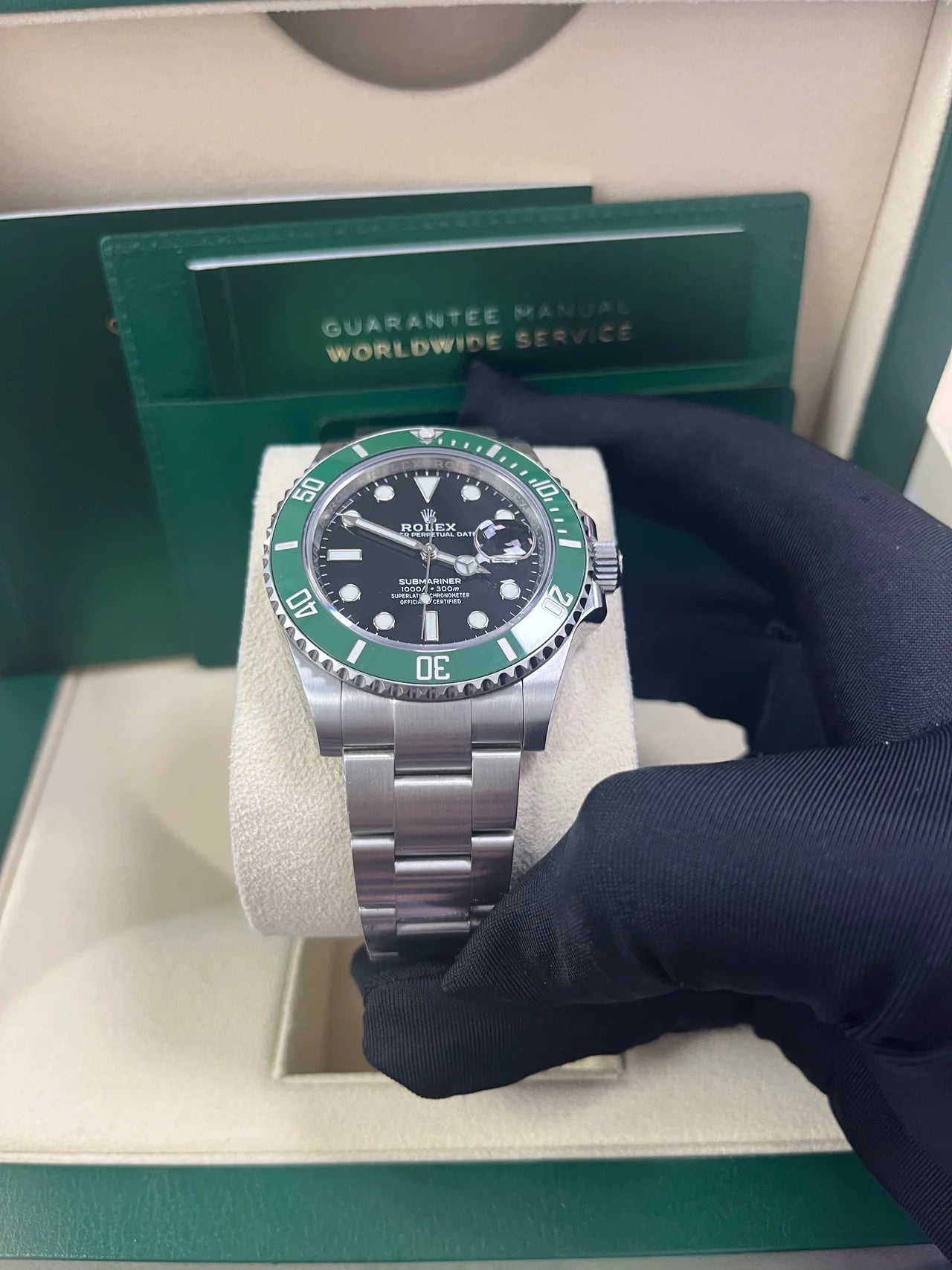 Submariner Date 41mm "Kermit"  REF.126610LV.