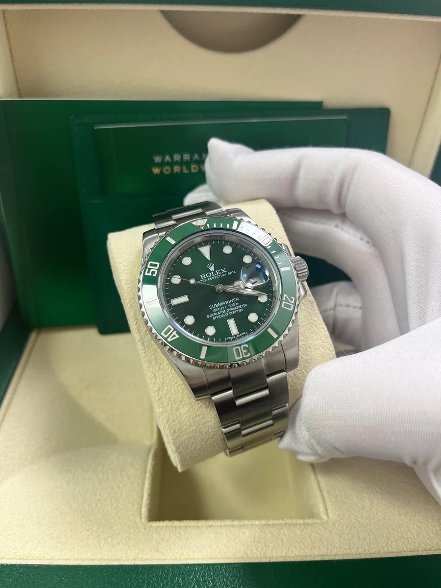 Submariner 41mm "Hulk" (Ref#116610LV)