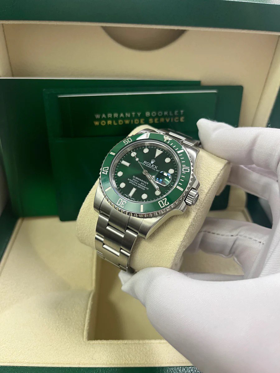 Submariner 41mm "Hulk" (Ref#116610LV)