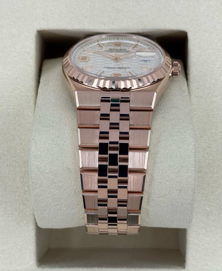 Land-dweller 40mm Oro rosè
