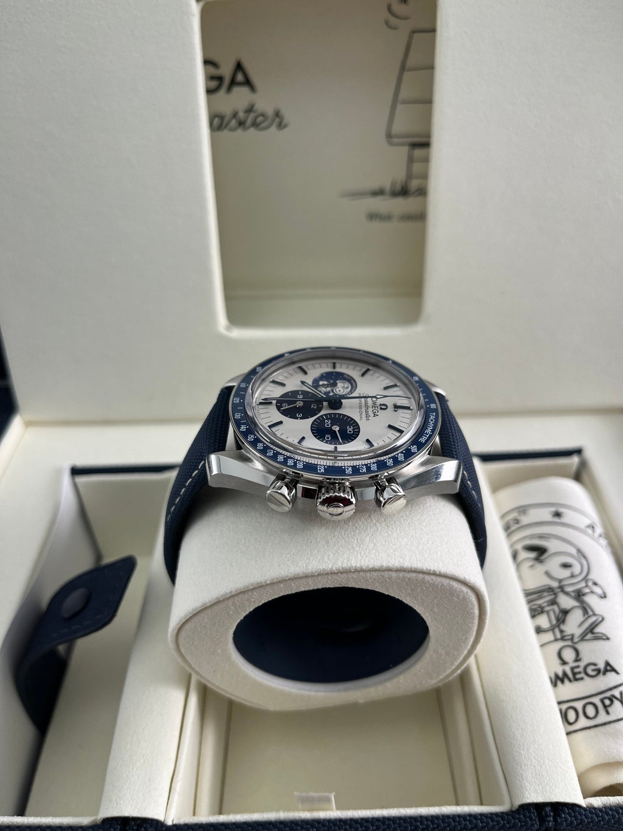 Omega Speedmaster Snoopy